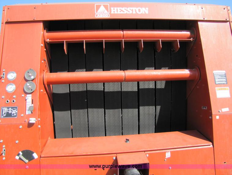 image for item 5157 AGCO Hesston 856 round baler