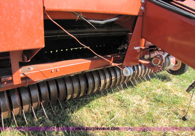 image for item 5157 AGCO Hesston 856 round baler