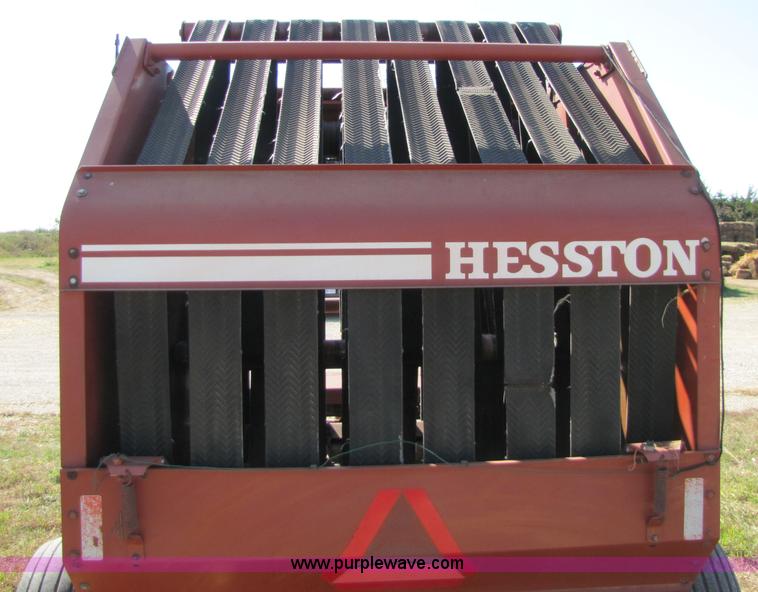 image for item 5159 Hesston 5585 round baler