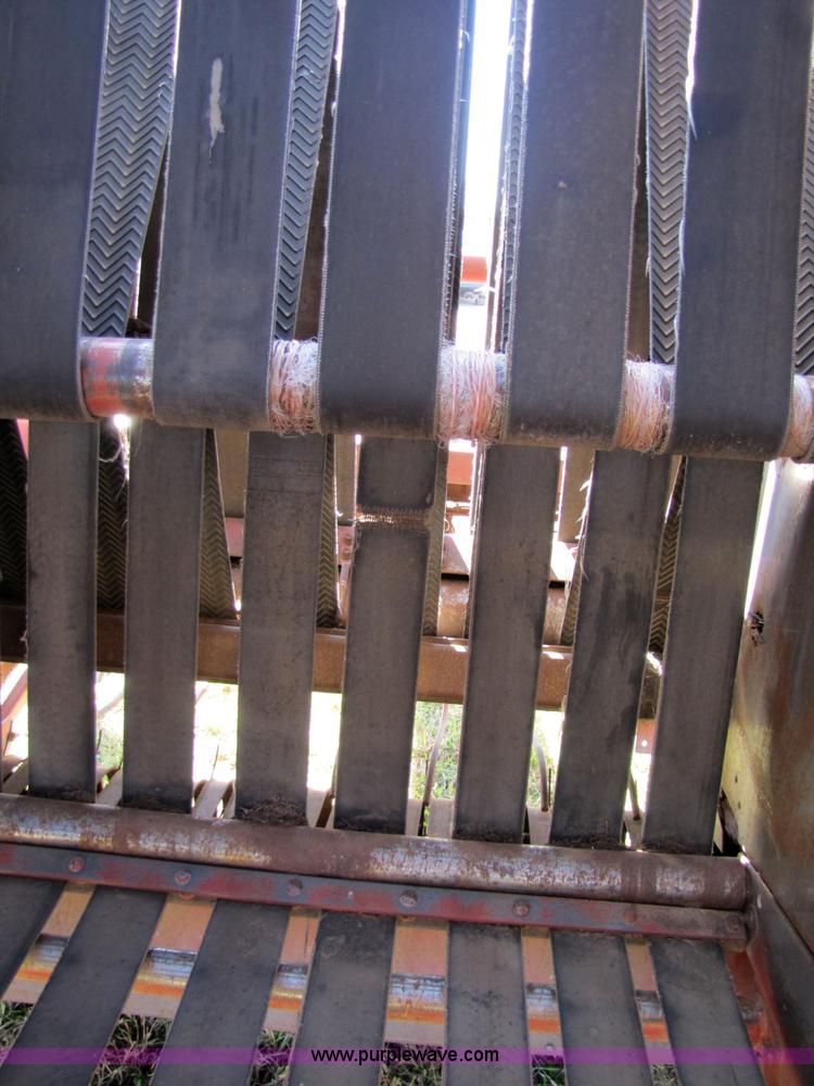 image for item 5159 Hesston 5585 round baler