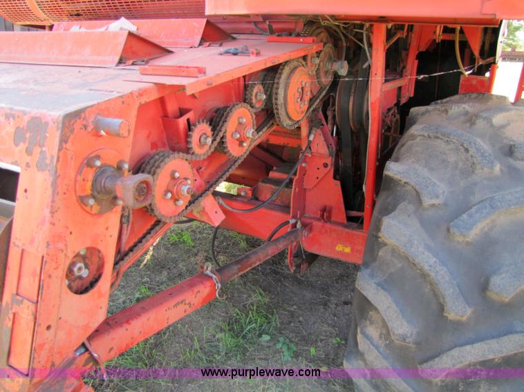 image for item 5161 Massey-Ferguson 750 combine