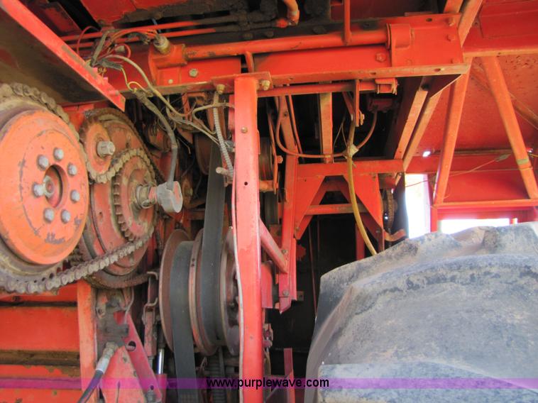 image for item 5161 Massey-Ferguson 750 combine