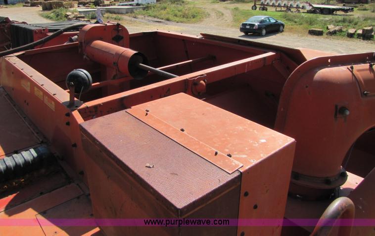 image for item 5161 Massey-Ferguson 750 combine