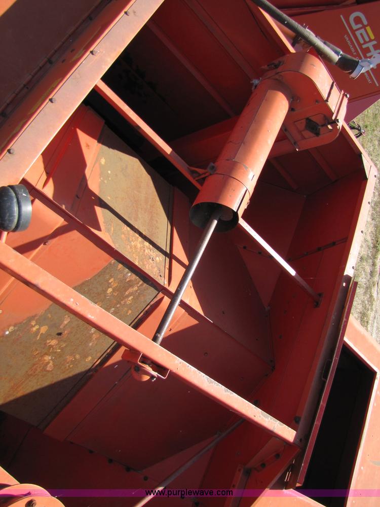 image for item 5161 Massey-Ferguson 750 combine