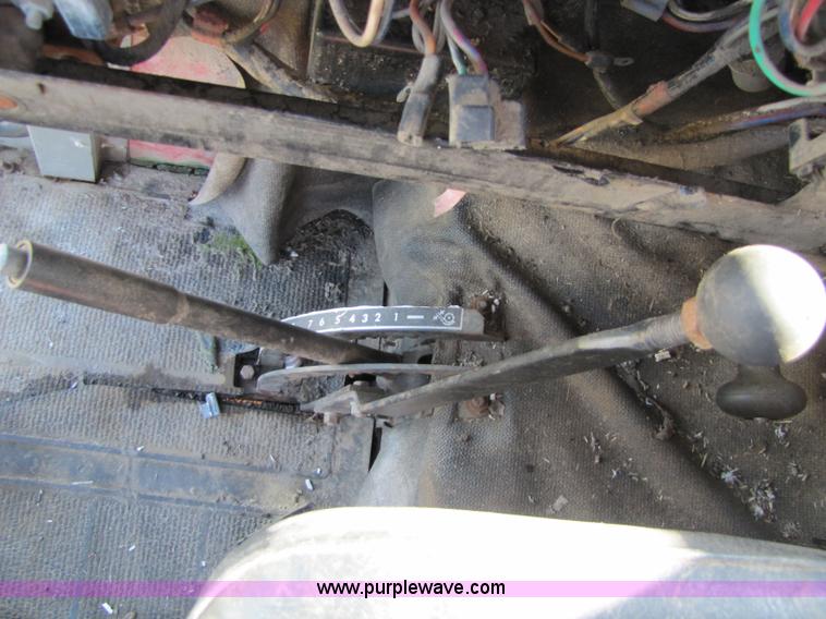 image for item 5161 Massey-Ferguson 750 combine