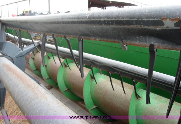 image for item 5240 John Deere 930 flex platform