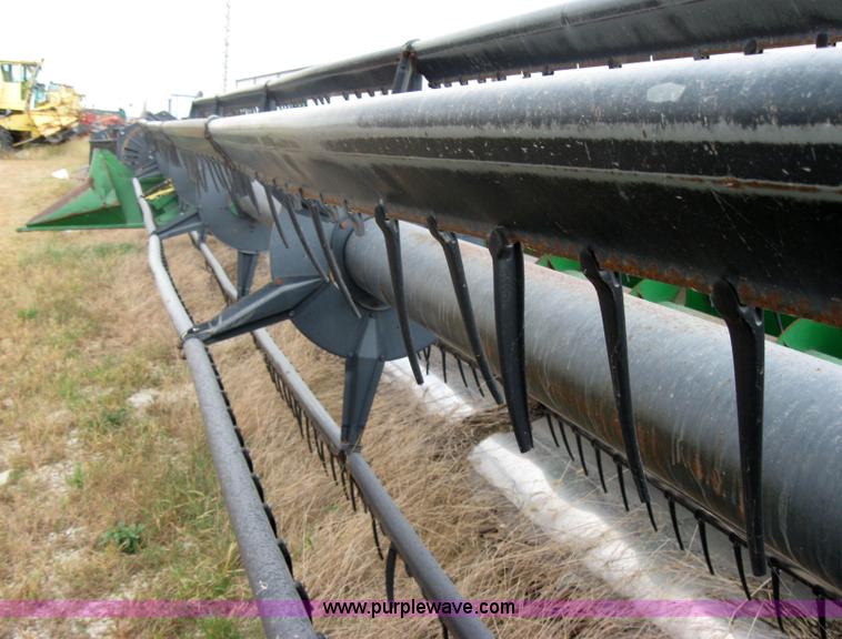 image for item 5240 John Deere 930 flex platform