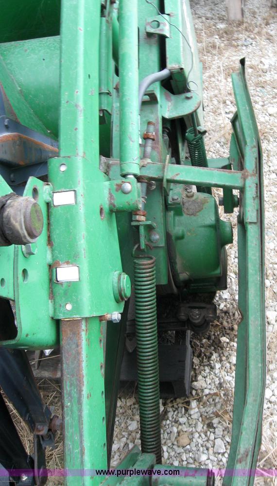 image for item 5240 John Deere 930 flex platform