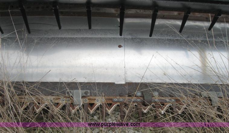 image for item 5240 John Deere 930 flex platform