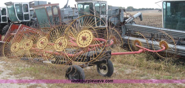 image for item 5244 Kelderman 10 wheel hay rake