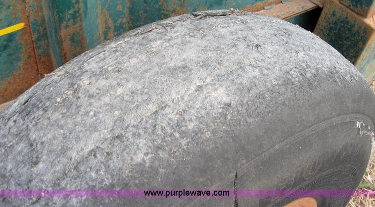 image for item 5249 Grain-O-Vator Series 55 feed wagon