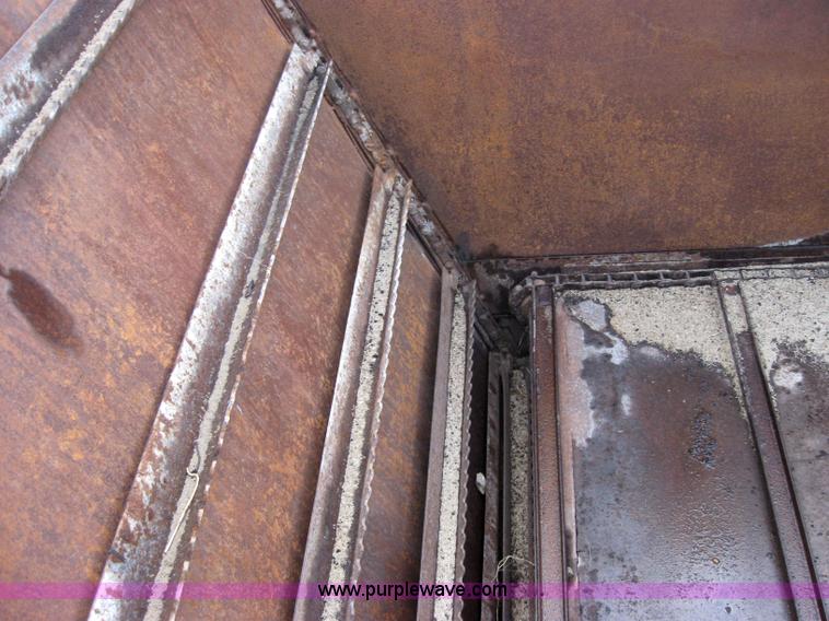 image for item 5249 Grain-O-Vator Series 55 feed wagon