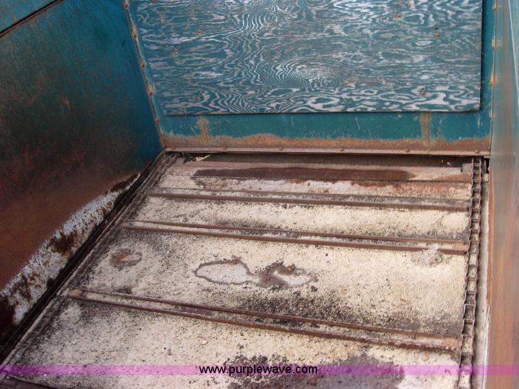 image for item 5249 Grain-O-Vator Series 55 feed wagon