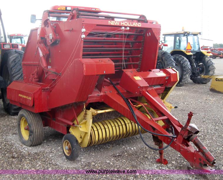 image for item 5252 New Holland 847 baler