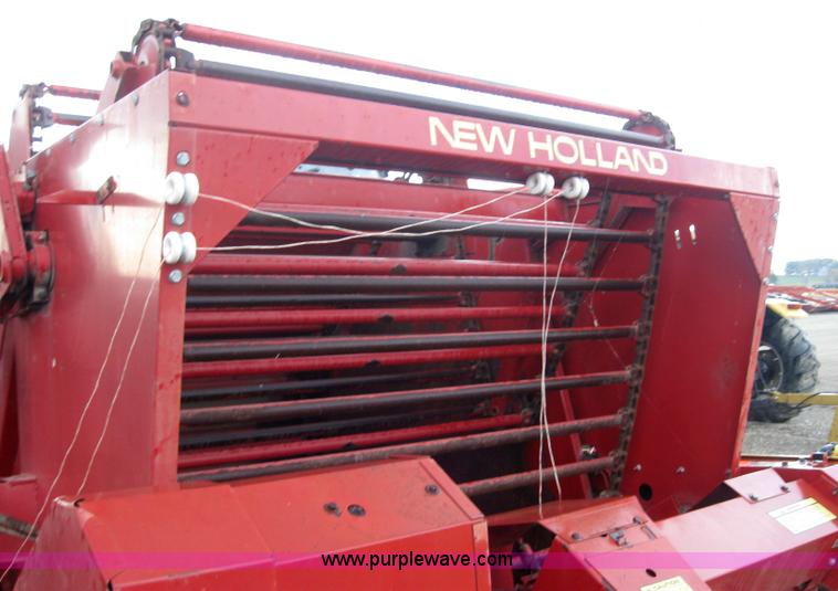image for item 5252 New Holland 847 baler