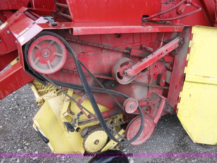 image for item 5252 New Holland 847 baler