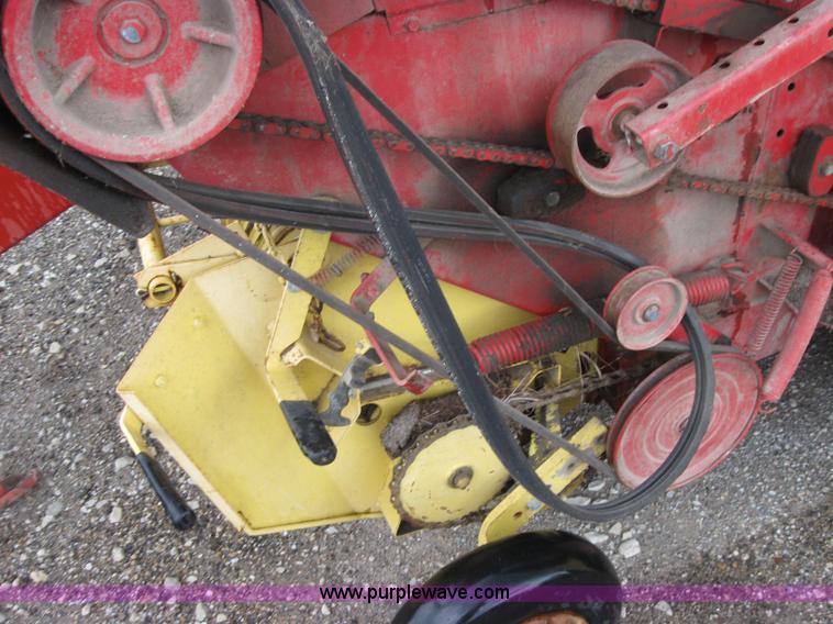 image for item 5252 New Holland 847 baler