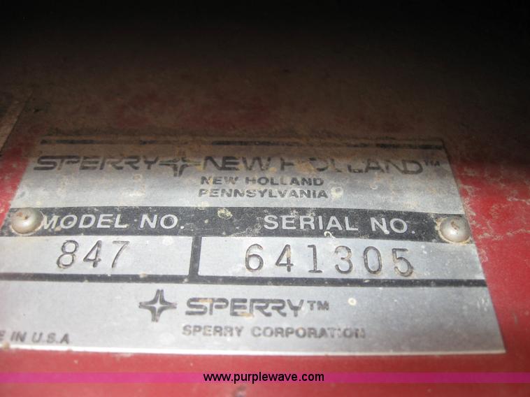 image for item 5252 New Holland 847 baler