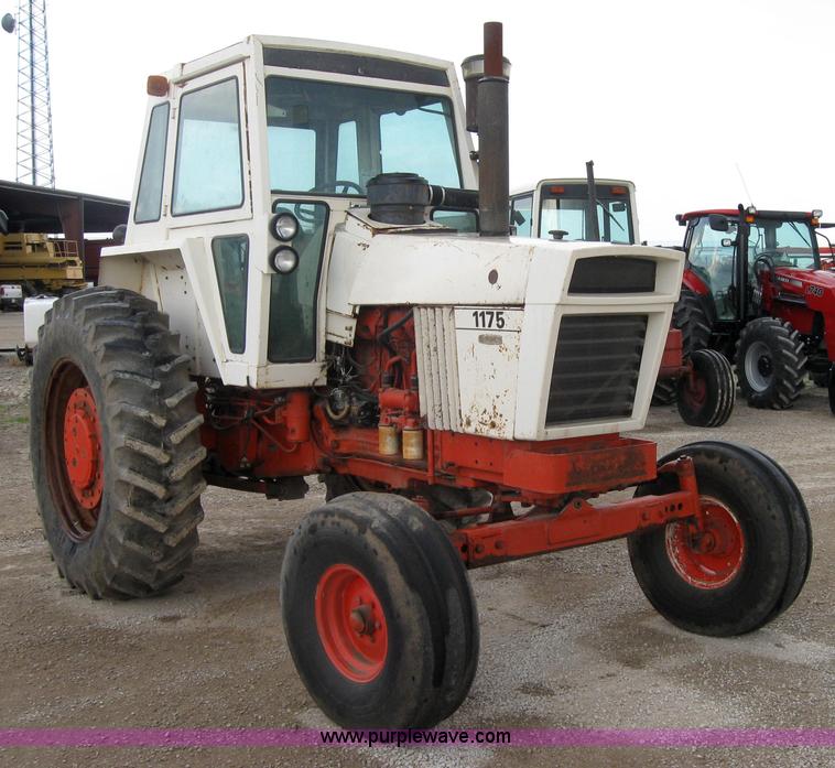 image for item 5253 Case 1175 tractor