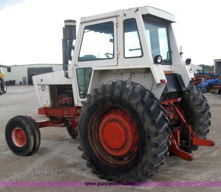 image for item 5253 Case 1175 tractor