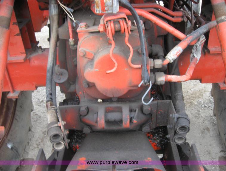 image for item 5253 Case 1175 tractor