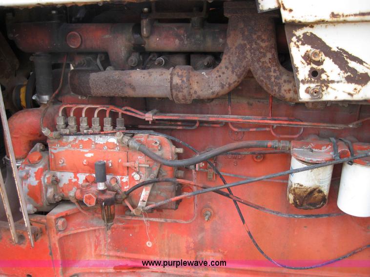 image for item 5253 Case 1175 tractor