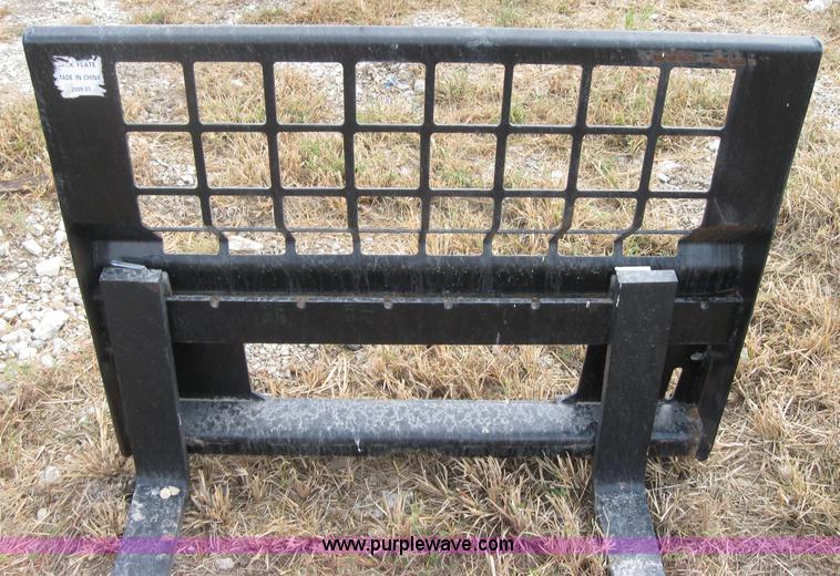 image for item 5254 Pallet fork skid steer attachment