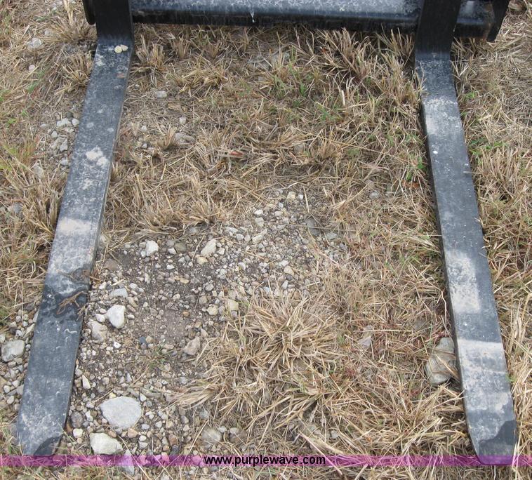 image for item 5254 Pallet fork skid steer attachment