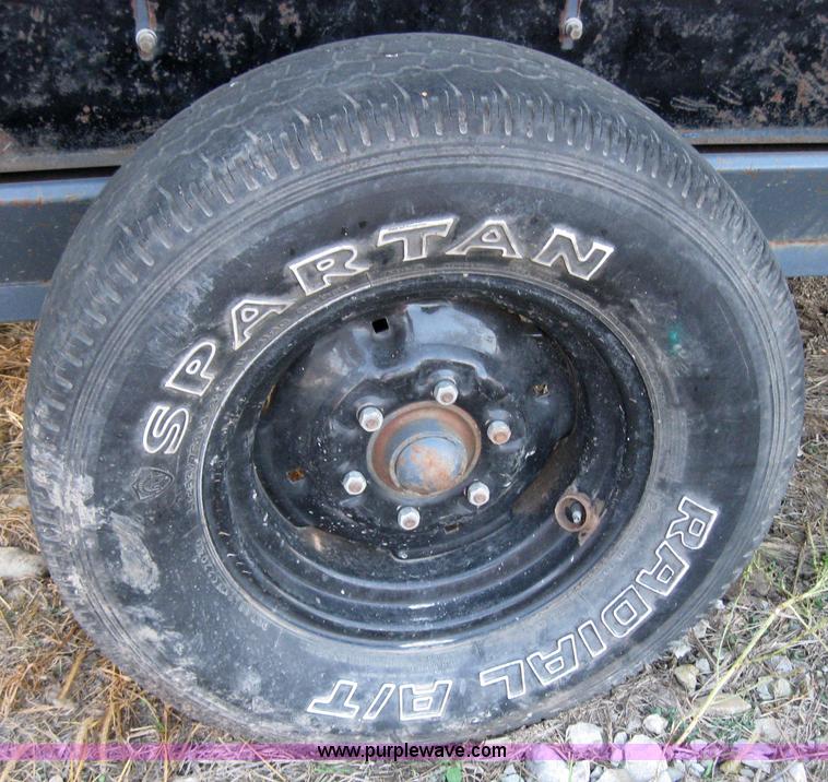 image for item 5256 L&H portable feeder