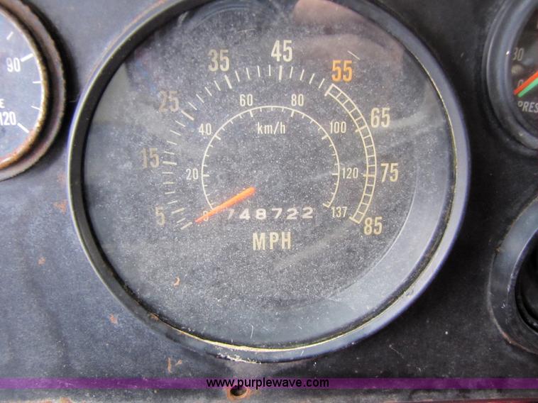 image for item 5262 1980 International Transtar II cab over semi truck