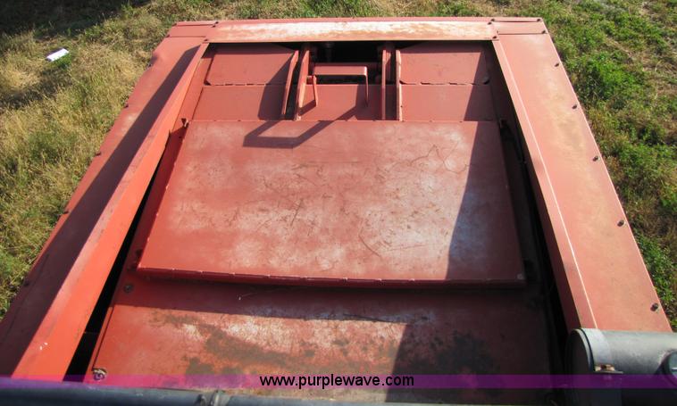 image for item 5271 Case IH 8580 4x4 large square baler