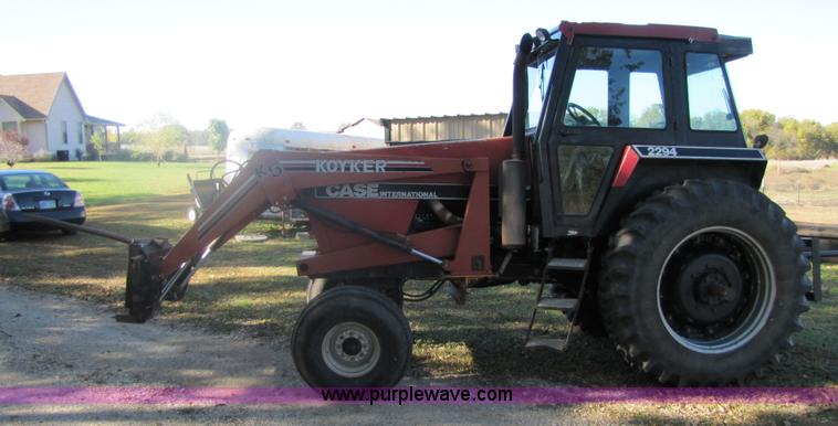 image for item 5279 1984 Case IH 2294 tractor with Koyker 5K front-end loader