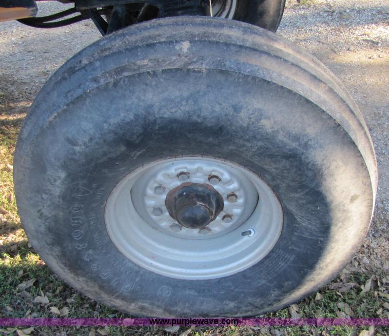 image for item 5279 1984 Case IH 2294 tractor with Koyker 5K front-end loader