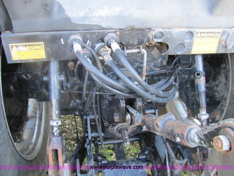 image for item 5279 1984 Case IH 2294 tractor with Koyker 5K front-end loader