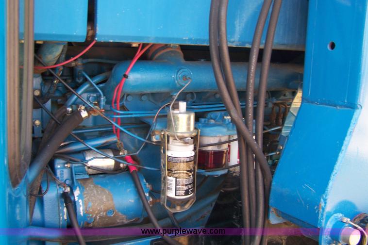 image for item 7400 1990 Ford 8630 tractor with loader