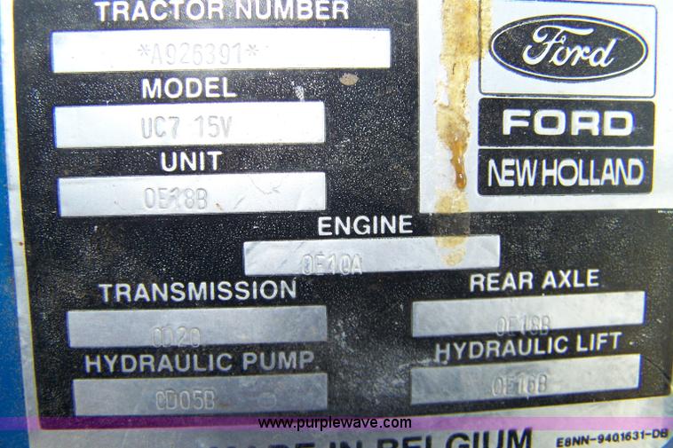 image for item 7400 1990 Ford 8630 tractor with loader