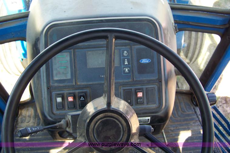 image for item 7400 1990 Ford 8630 tractor with loader