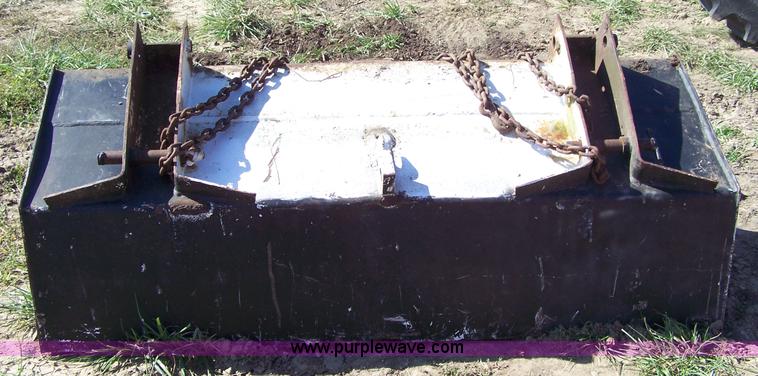 image for item 7403 1972 Ford 8000 tractor with loader