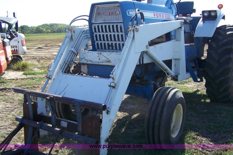 image for item 7403 1972 Ford 8000 tractor with loader