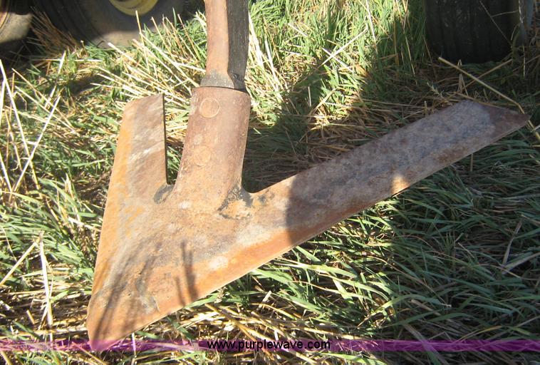 image for item 7800 1995 Sunflower 3060-42 Fallow-King