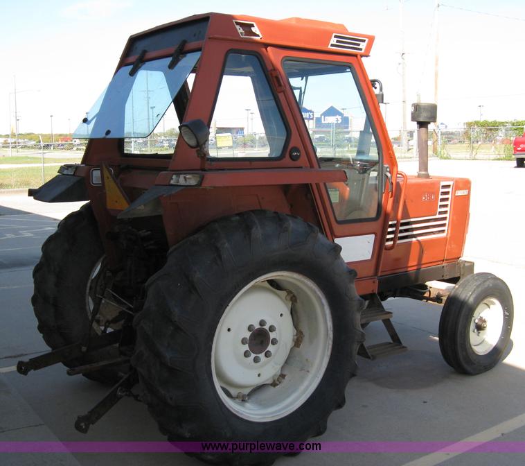 image for item 8042 Fiat Hesston 580 tractor with cab