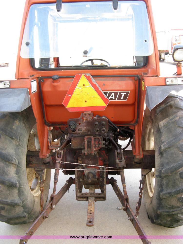 image for item 8042 Fiat Hesston 580 tractor with cab
