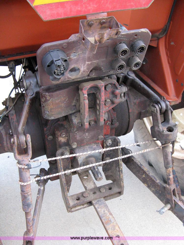 image for item 8042 Fiat Hesston 580 tractor with cab