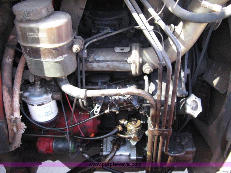 image for item 8042 Fiat Hesston 580 tractor with cab