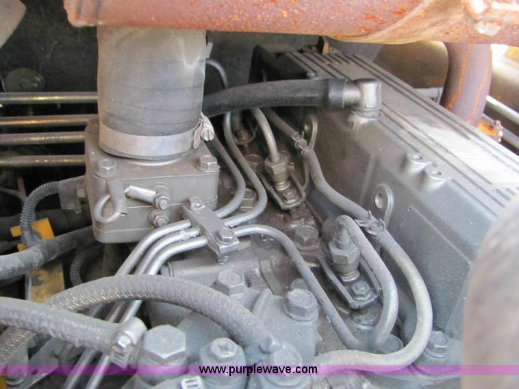 image for item 1006 1997 Daewoo DSL801-U skid steer