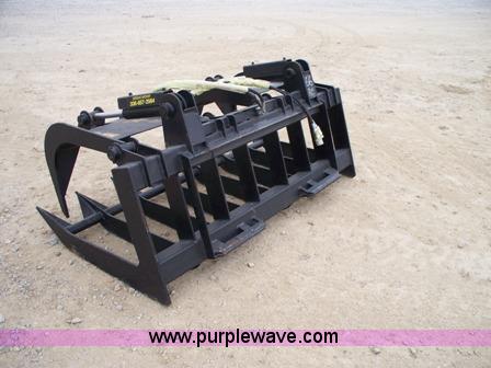 image for item 1301 Wildcat 65" heavy duty grapple bucket