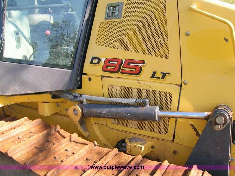 image for item 1610 2006 New Holland D85LT dozer