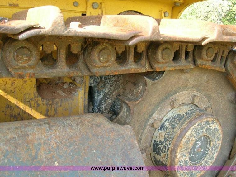 image for item 1610 2006 New Holland D85LT dozer