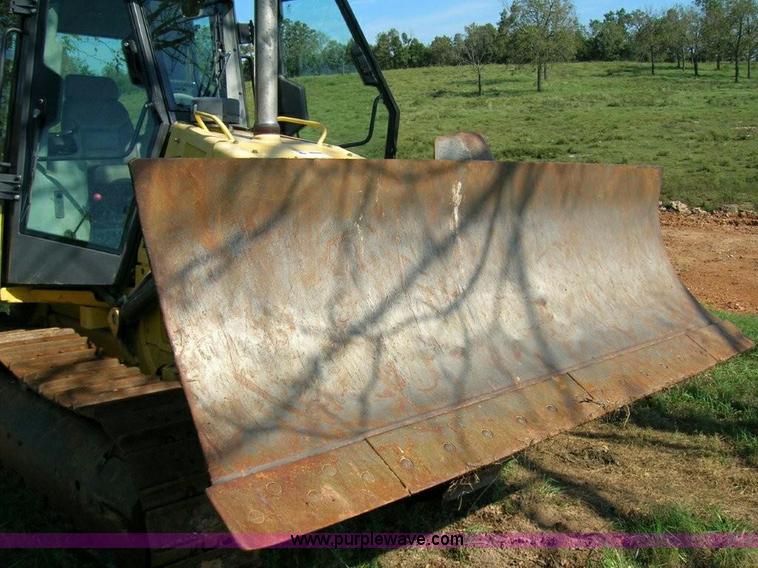 image for item 1610 2006 New Holland D85LT dozer