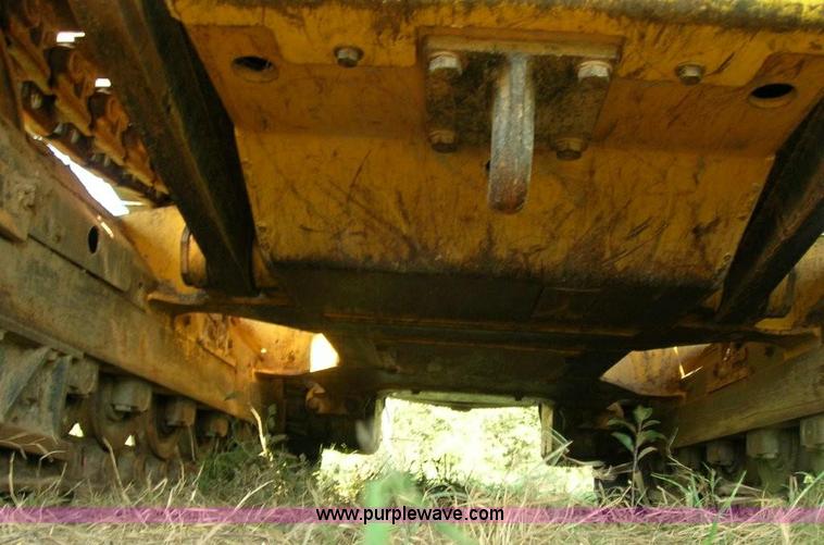 image for item 1610 2006 New Holland D85LT dozer